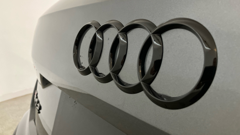 Audi Q2 SQ2 Quattro Black Edition 5dr S Tronic Petrol Estate